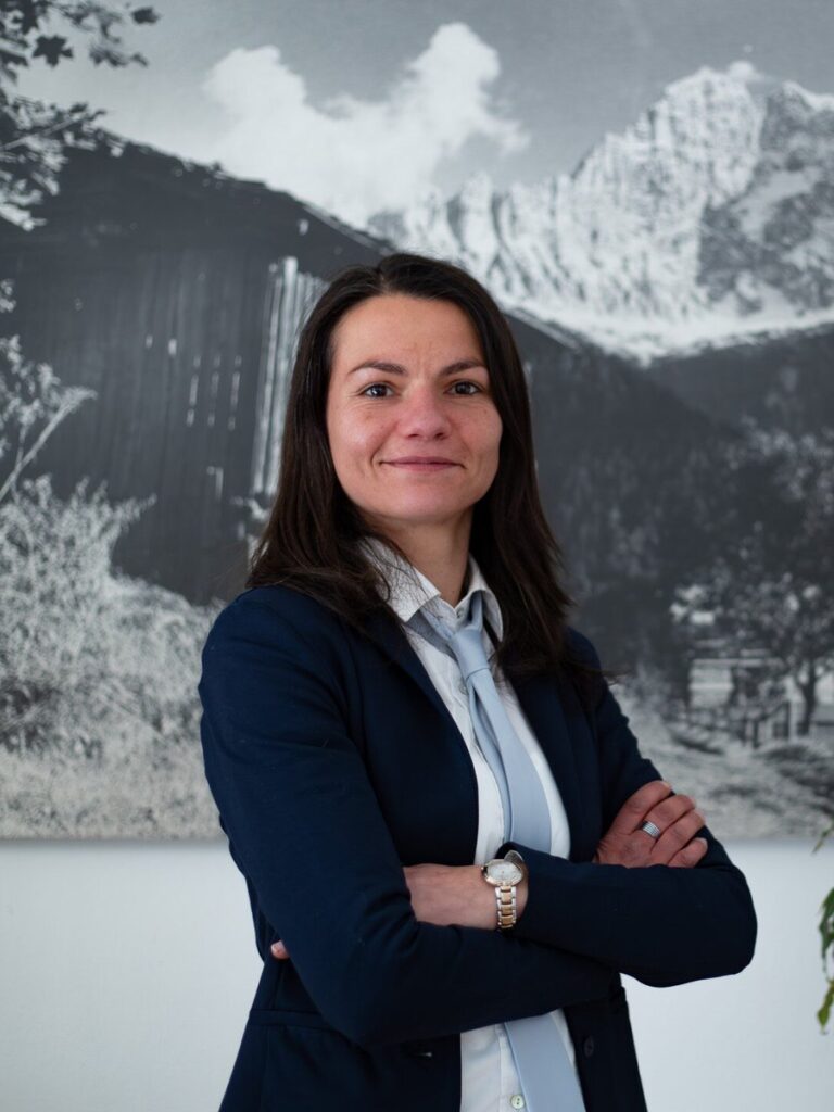 Laura Dalla Torre — Agente Immobiliare